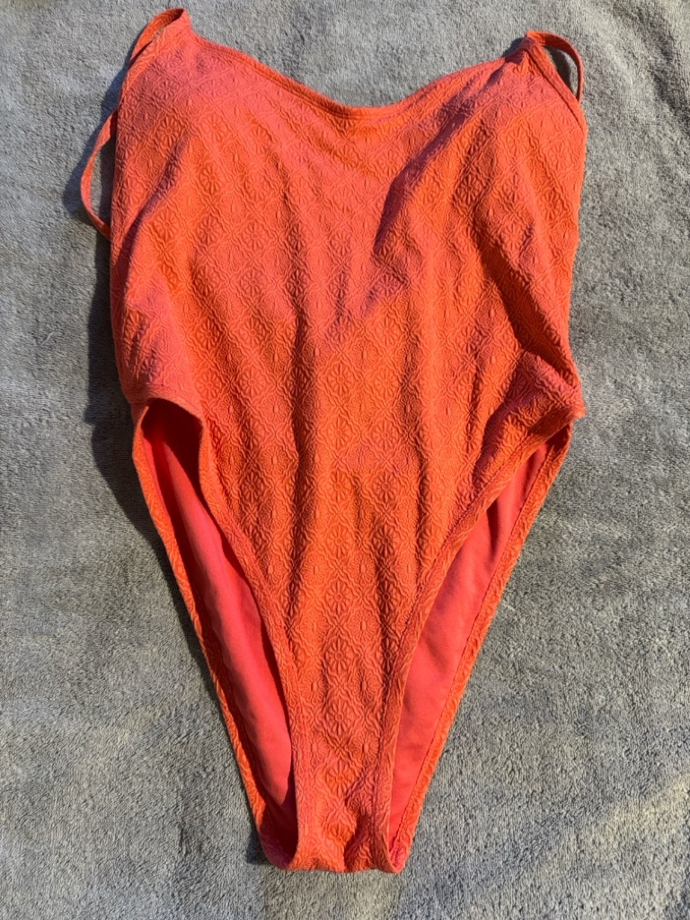 Cupshe Coral  Textured One-Piece Swimsuit Large